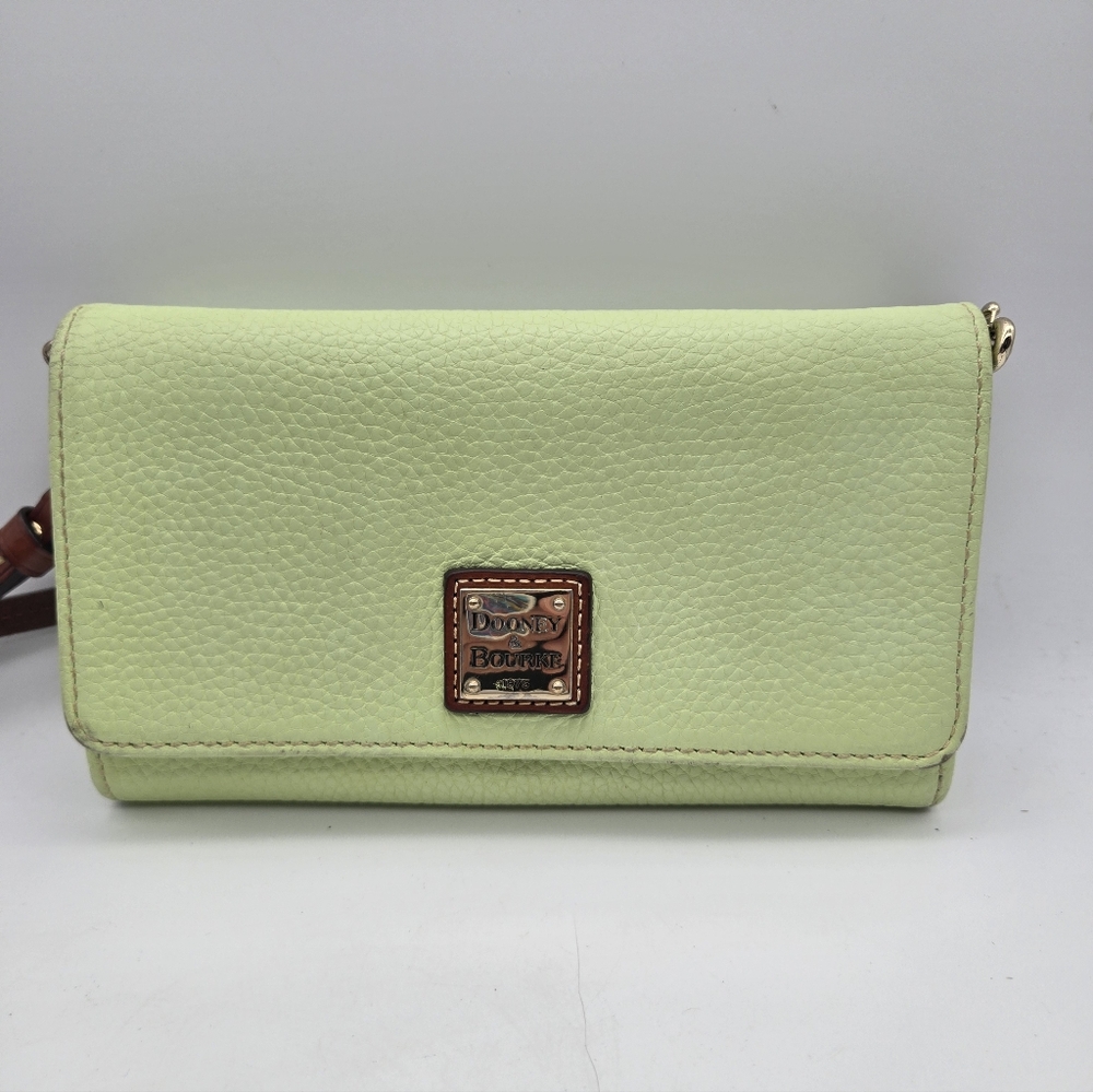 Dooney And Bourke Pebble Leather Clutch Wallet Crossbody